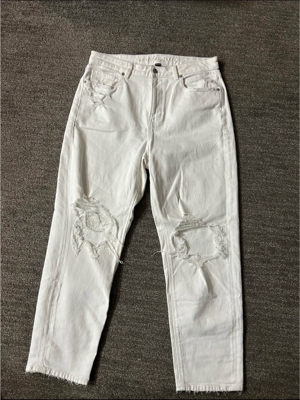American Eagle White Distressed Boyfriend Jeans